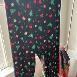 Miscellaneous sweats and leggings